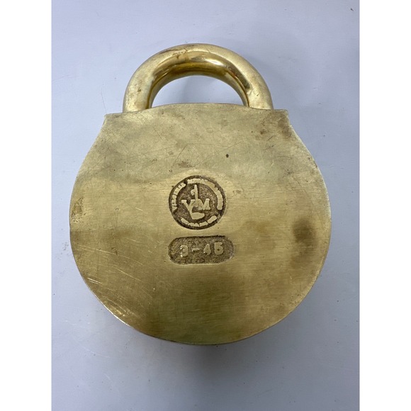 Vintage YM Brass Padlock Trinket Box Hinged Lid Secret Stash Box 3-45 Gold Tone - Picture 2 of 8